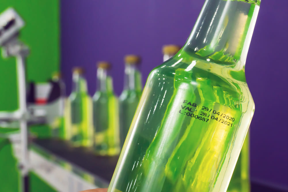 cetro-blog-como-reaproveitar-embalagens-de-vidro